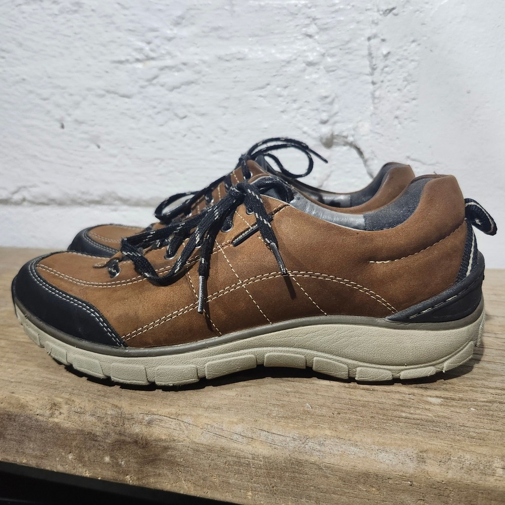 Clarks Wave Walk Waterproof Brown Leather Hiking Walking Shoe Women Low Top 9.5W